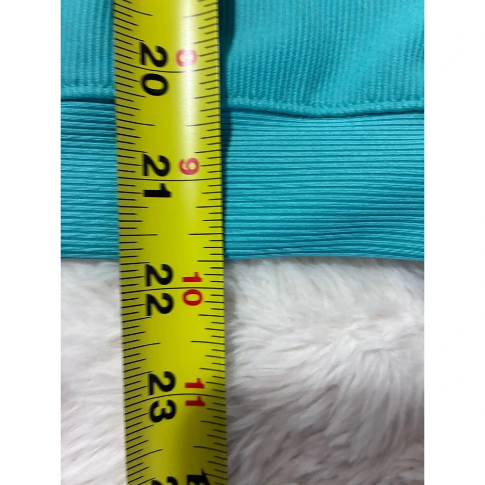 Nike Running Dri-FIT Womens Medium Teal Ribbed Quarter Zip Pullover Thumbholes